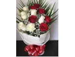 Hugs and Kisses - 12 Stems Bouquet